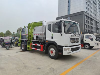 餐廚垃圾車(chē)，收集運(yùn)輸剩飯剩菜泔水垃圾我擔(dān)當(dāng)，干濕分離我本領(lǐng)大